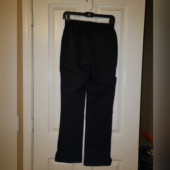 Two Scrub Bottoms Bundle - Picture 7 of 8